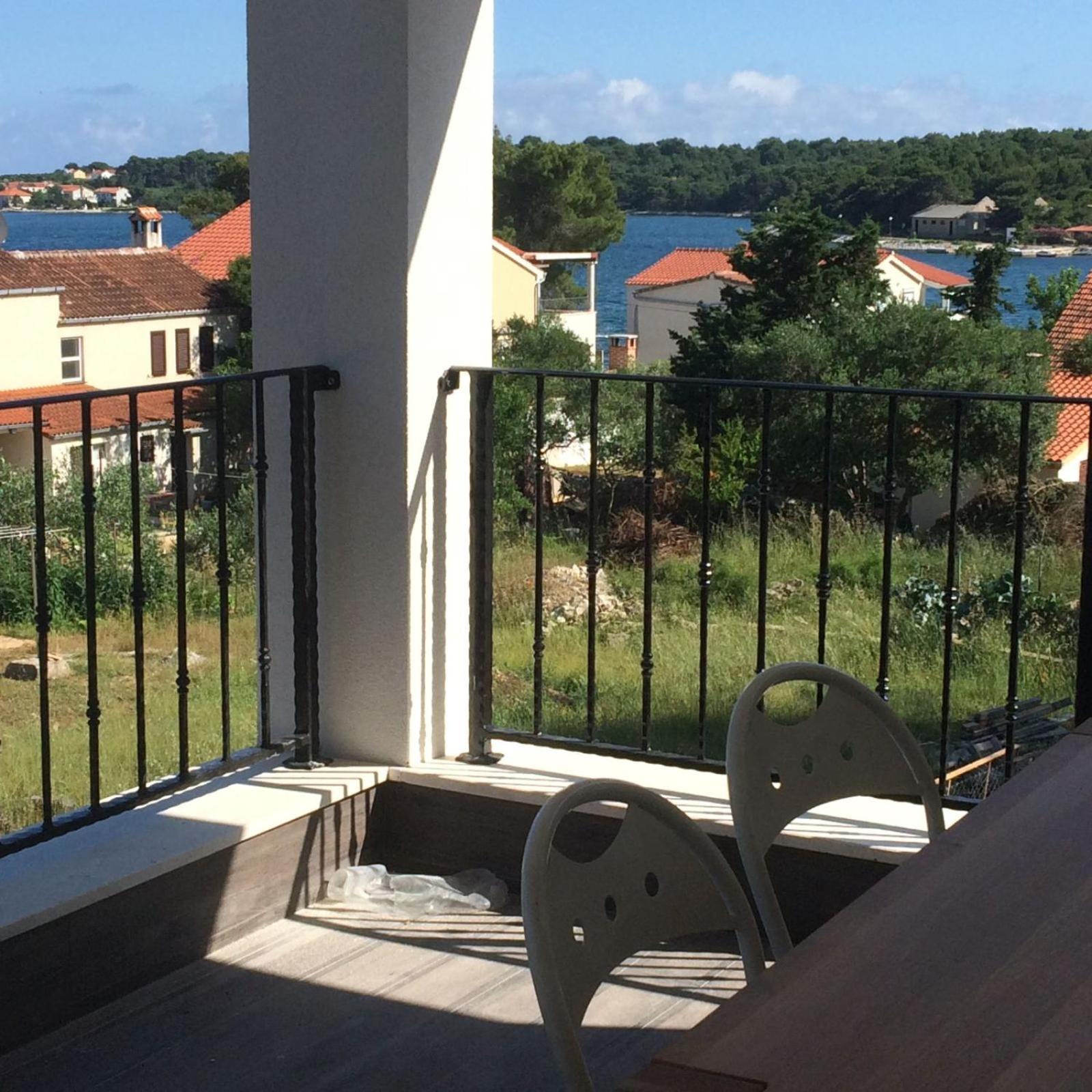 Gorgonia Suites In Verunic Luaran gambar