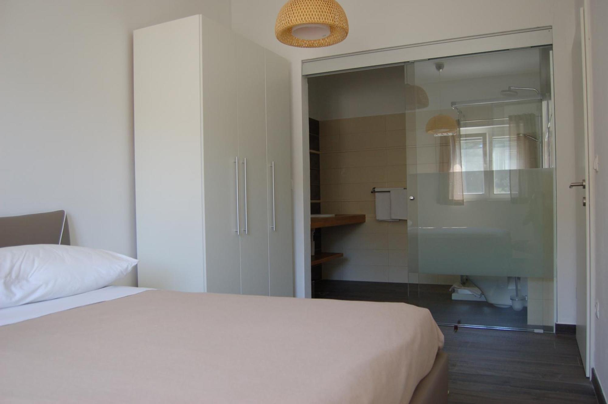 Gorgonia Suites In Verunic Bilik gambar