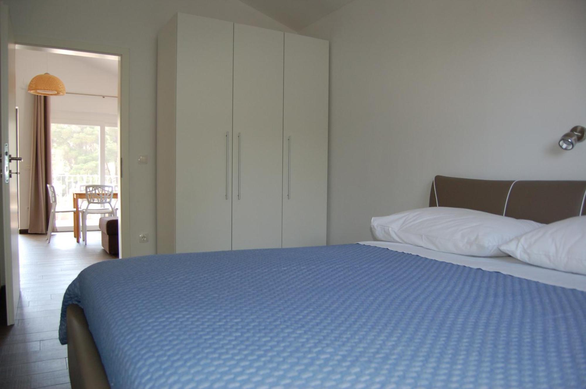 Gorgonia Suites In Verunic Luaran gambar